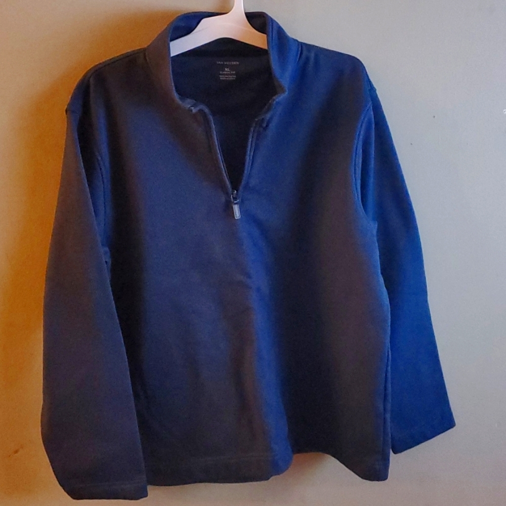 Van Heusen Sweatshirt